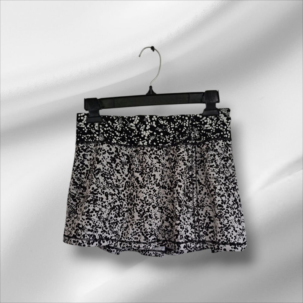 Lululemon Women’s Run White & Black Activewear Skort Skirt - Size 4